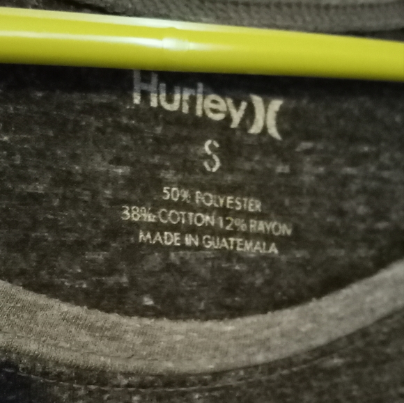 Hurley Graphic Quarter Sleeve - Picture 2 of 3